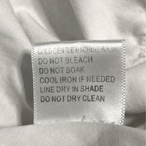 Society Addict Yana White Cropped T-Shirt - Sz L - Picture 6 of 6